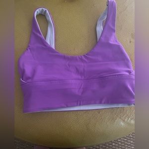 Reversible lululemon sports bra